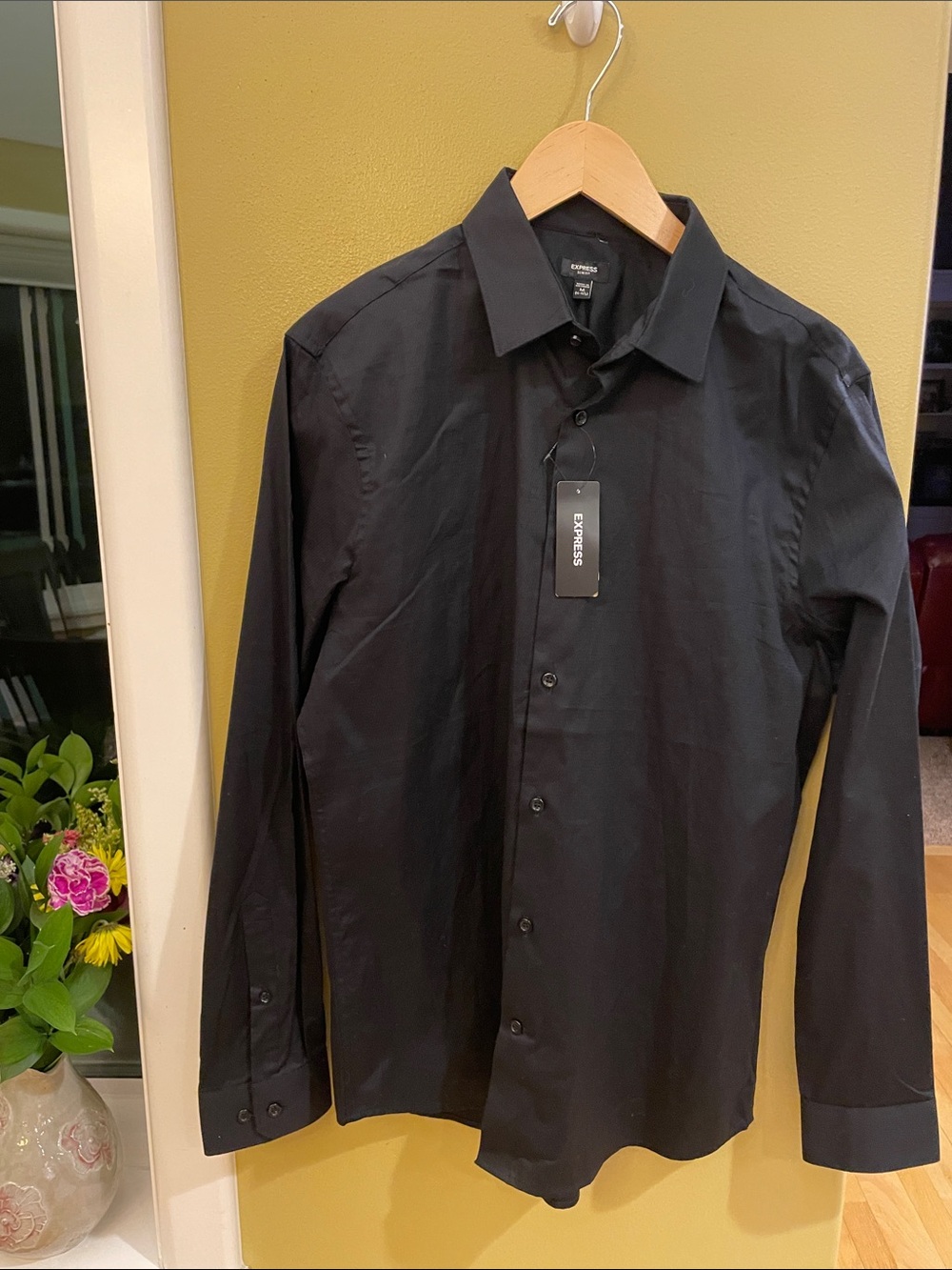NWT Express Men's Black Long-Sleeve Dress Shirt